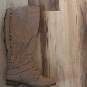 Tan boots